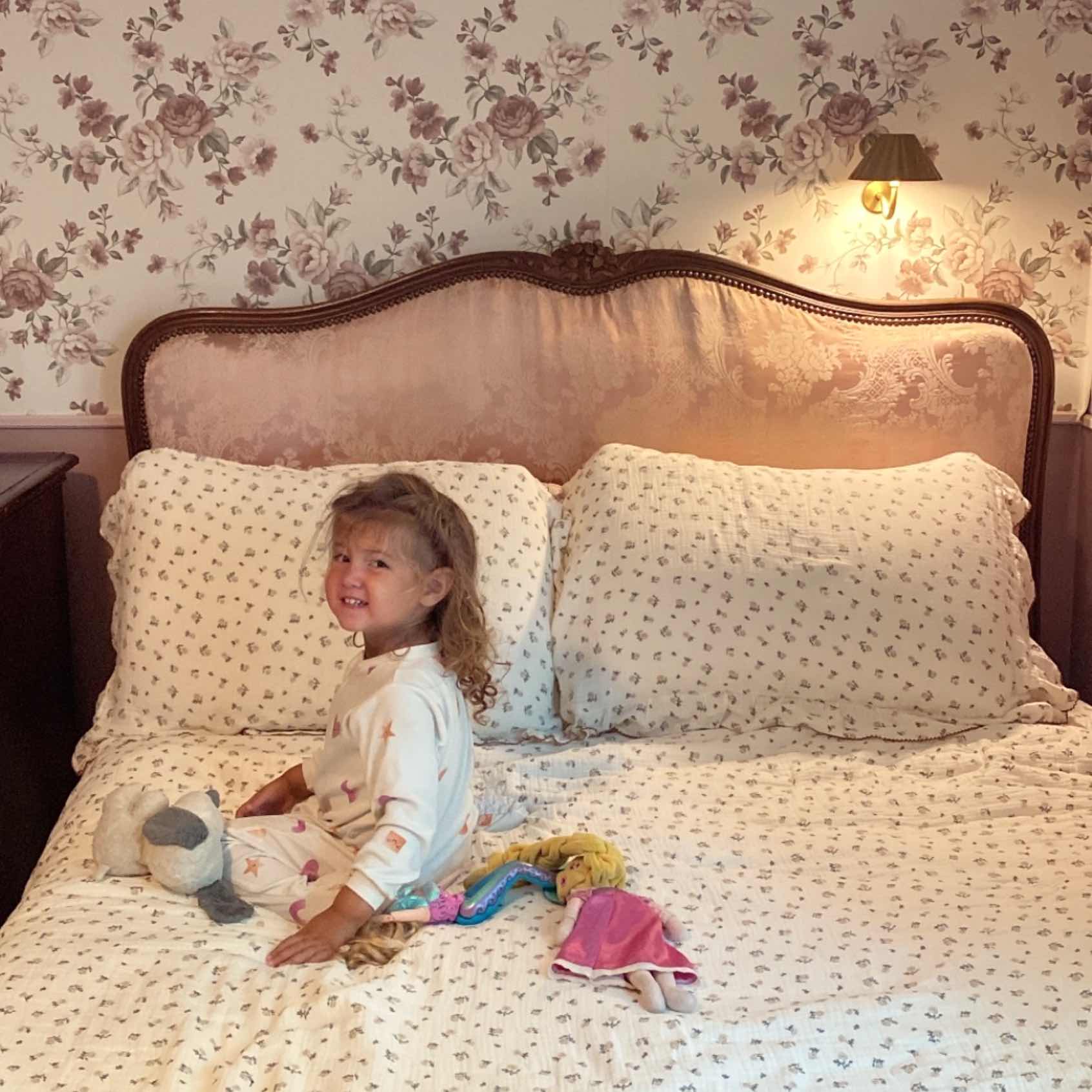 Amalfi - Wall Sconce